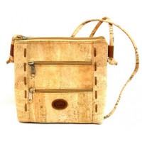 Bolsa feminina em cortiça natural.